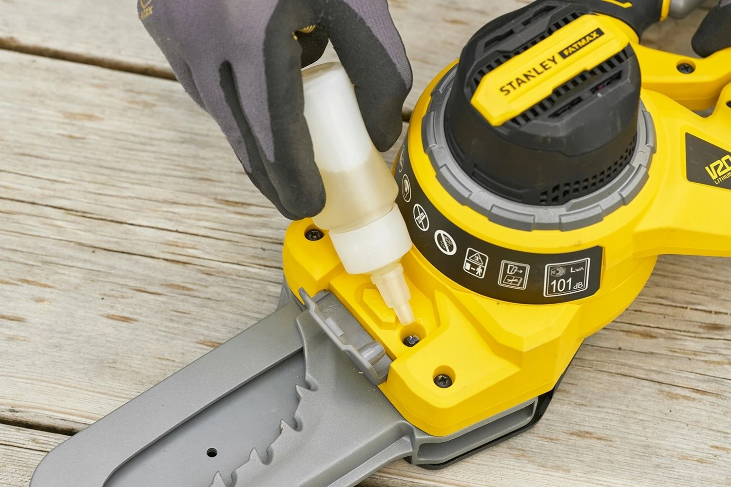Krasitëse me zinxhir, Stanley Fatmax SFMCPS515B-XJ, 18V V20, prerje 100 mm, shinë 15 cm, pa bateri, e verdhë/zezë