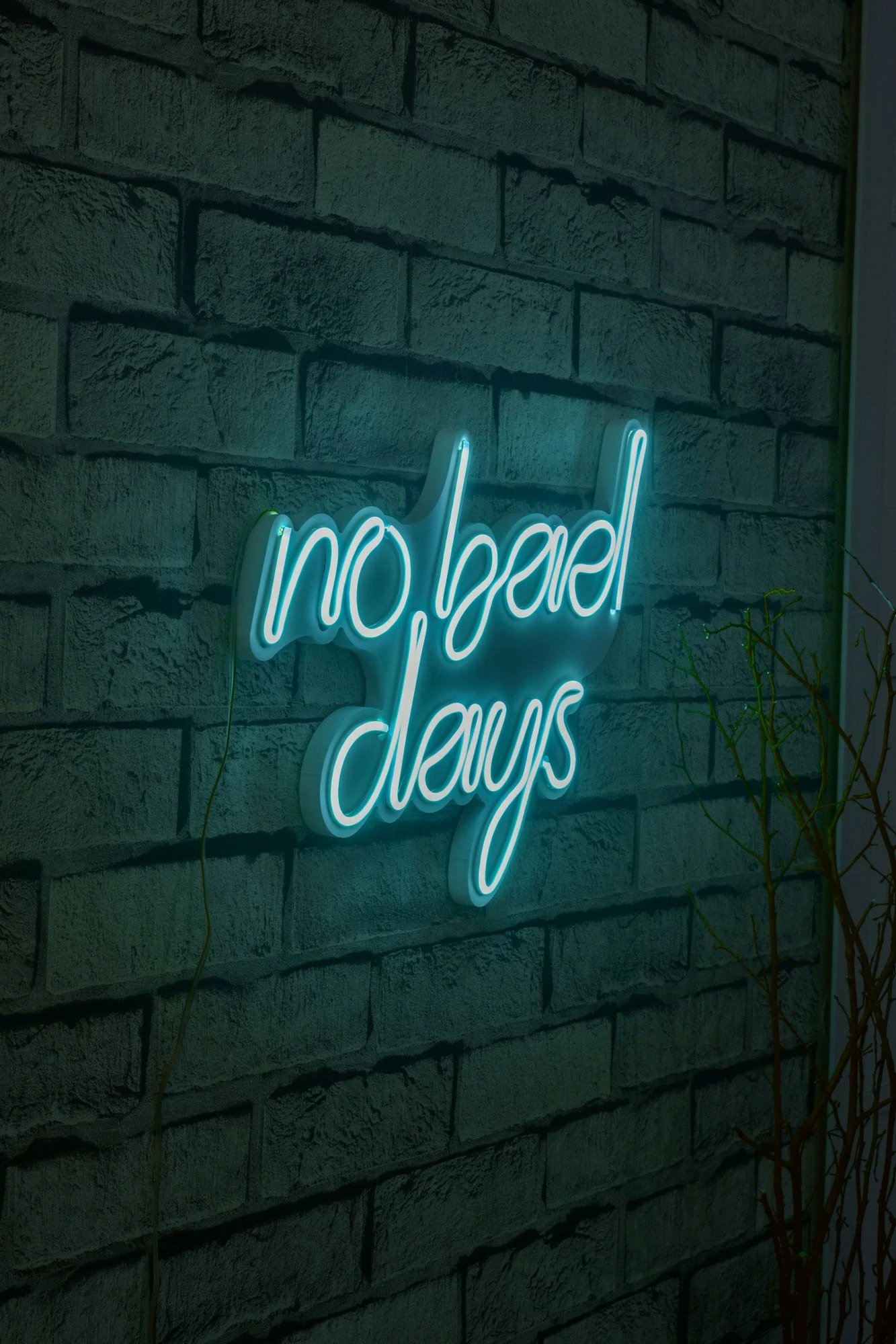 Dekor dritash LED plastike, 'No Bad Days', ngjyrë kaltër