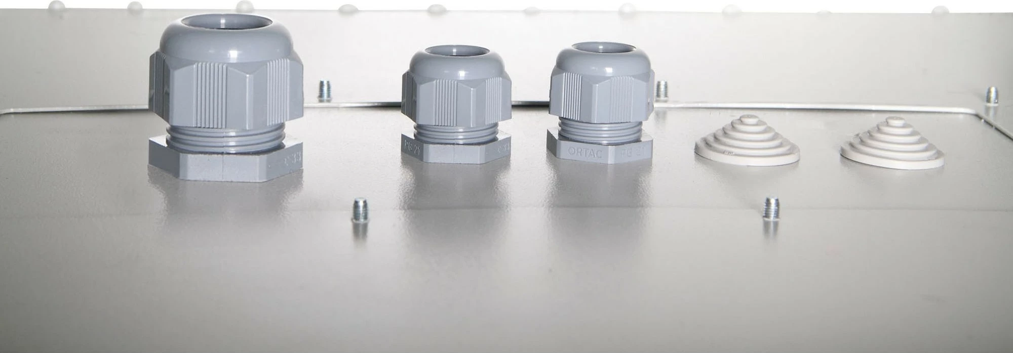 Kabinet muror Digitus për rrjet/server, i bardhë