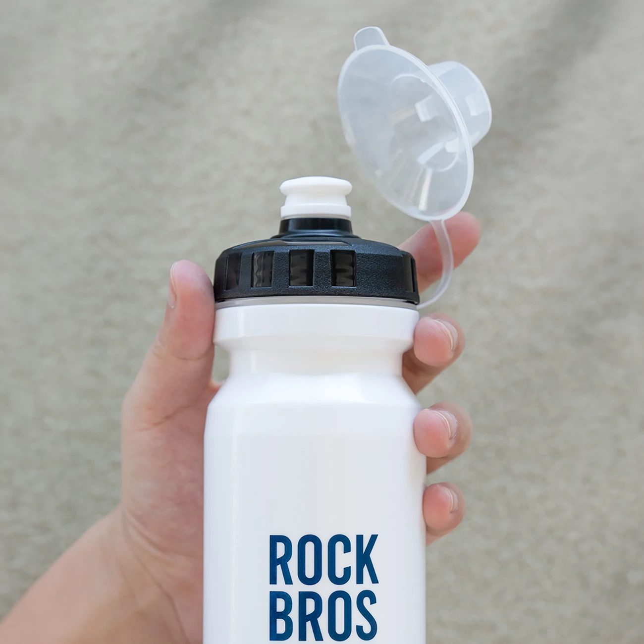 Bidon për biçikletë Rockbros 35210066004 600 ml, i bardhë