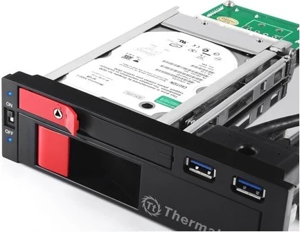 Paneli i bay për disk Thermaltake ST0026Z, 2.5/3.5", Bezel i zi dhe i kuq