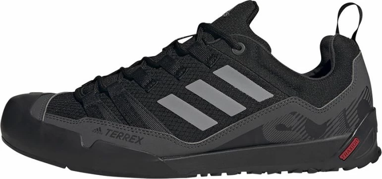 Atlete turistike për meshkuj adidas Terrex Swift Solo 2 M, të zeza [Madhësia: 43 1/3]