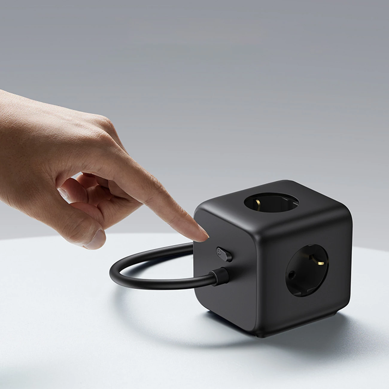 Prizë kube Ugreen CD268, 65W, 3x AC, 2x USB-C, 2x USB-A, 1.8m, e zezë
