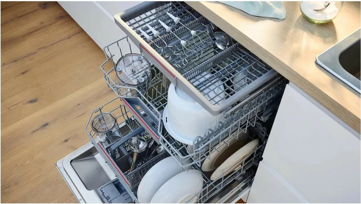 Mikser Bosch MFQ37490, 750W, 5 shpejtësi, bardhë