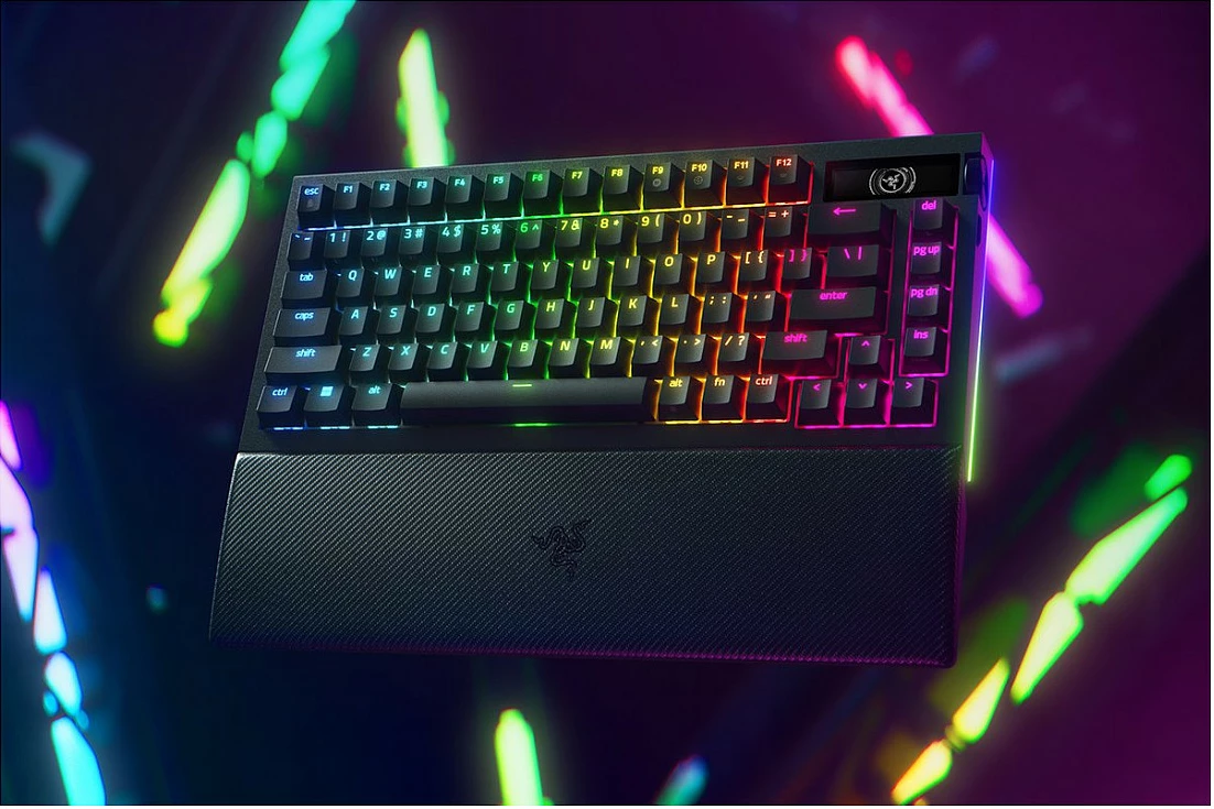 Tastierë gaming Razer BlackWidow V4 Pro 75% US International ISO, mekanike Razer Green, RGB, wireless, e zezë