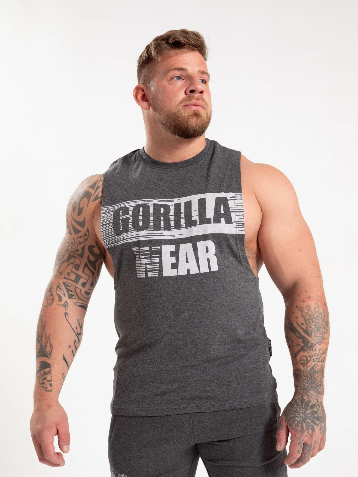 Maice për meshkuj Gorilla, Melange gri e errët