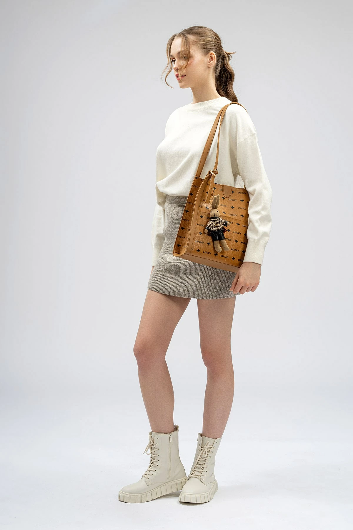 Tote bag ngjyrë mustard Lucky Bees, 352