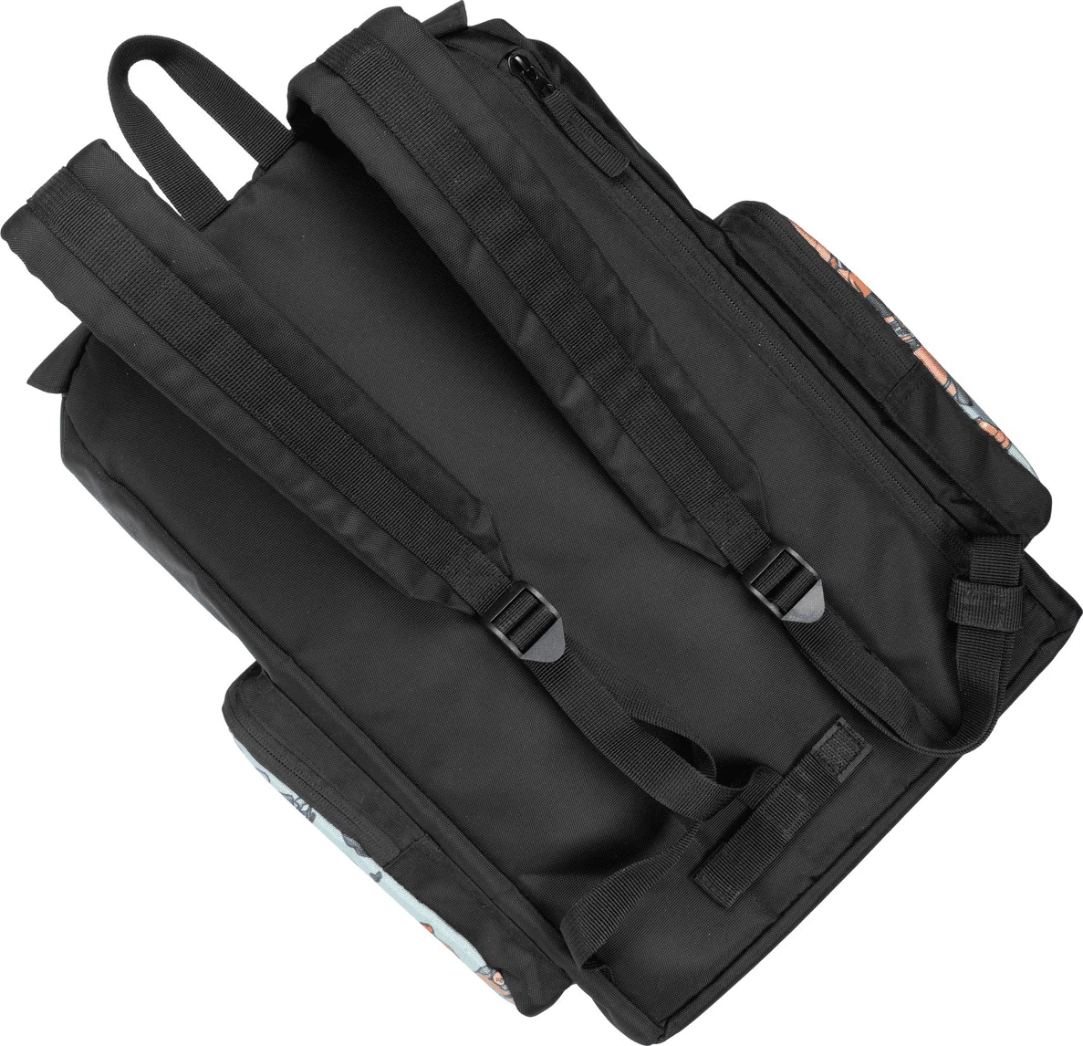 çantë shpine shkollore RIVACASE 5425 Agora 15L waterproof, print “Skaters”, e zezë
