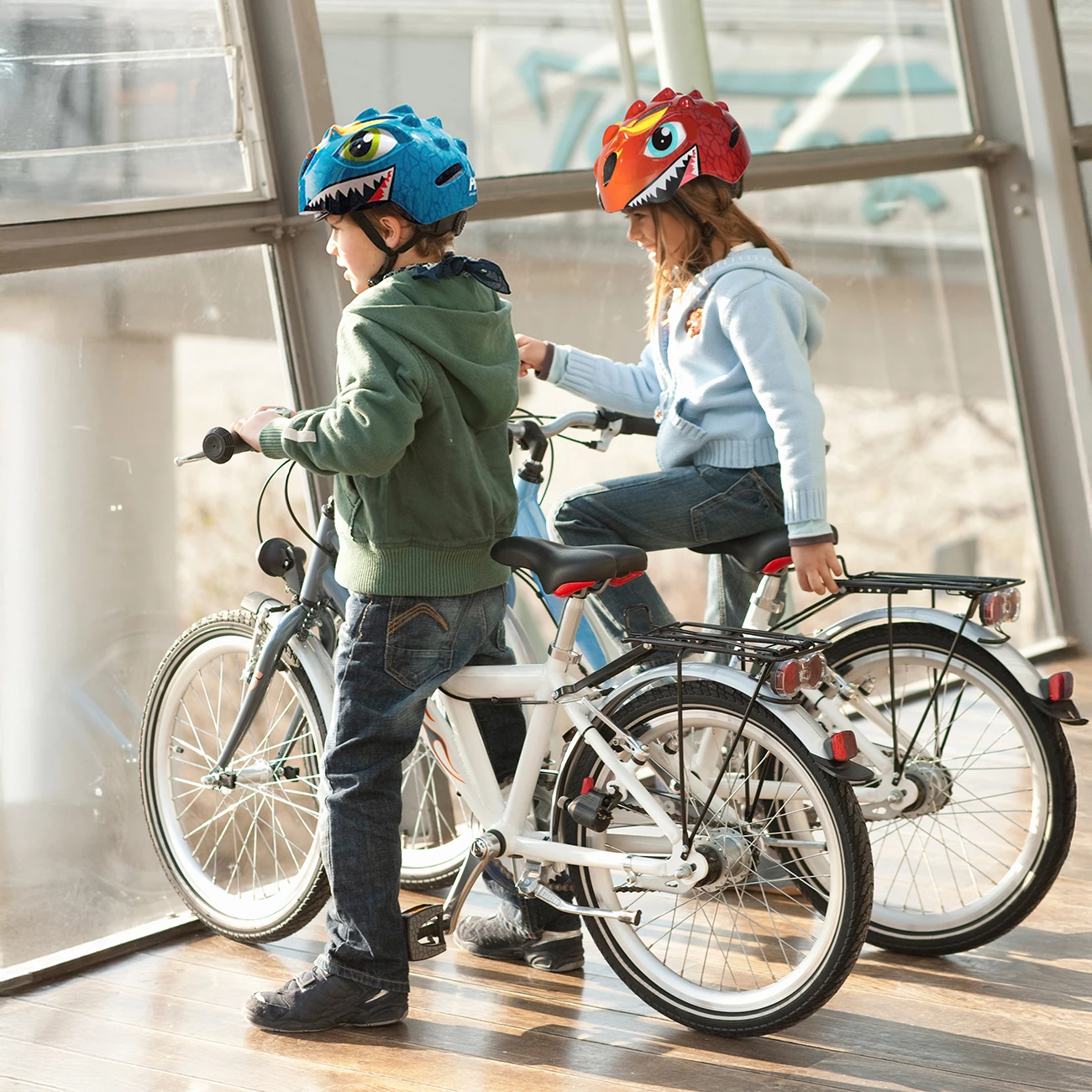 Kaskë biçiklete fëmijësh, Wozinsky HT-006C, S (50-54 cm), 235 g, rregullim 360°, e kuqe