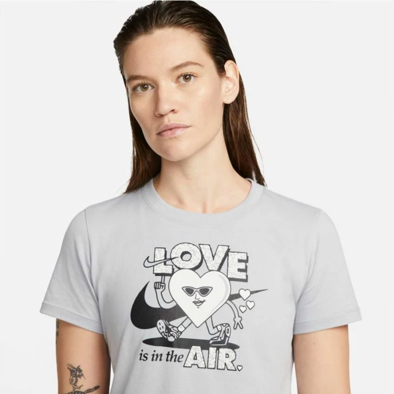 Maicë Nike SPORTSWEAR për femra, gri [Madhësia: S]