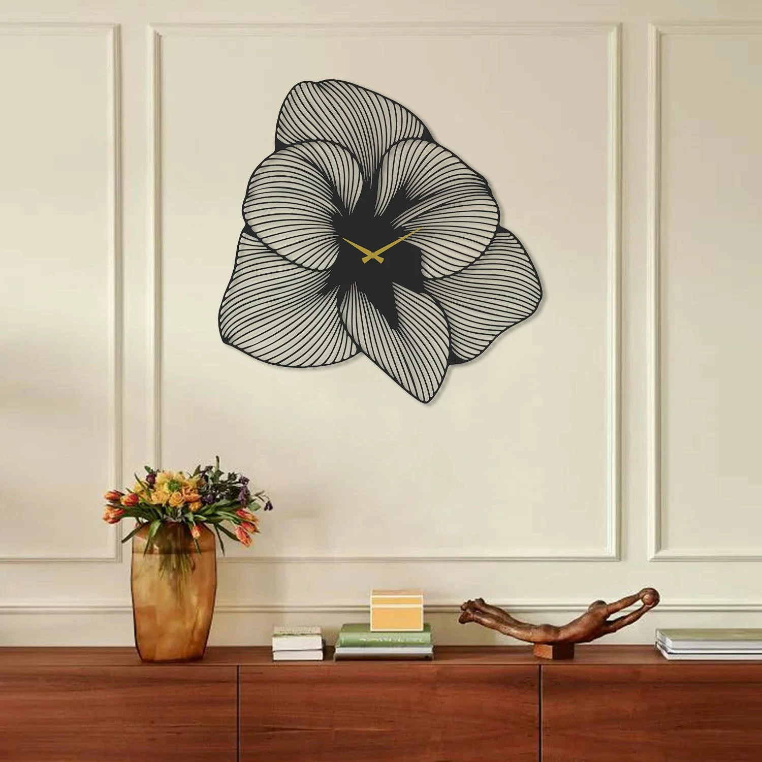 Orë muri dekorative prej metali, Wallity Azalea, e zezë, 70x70cm