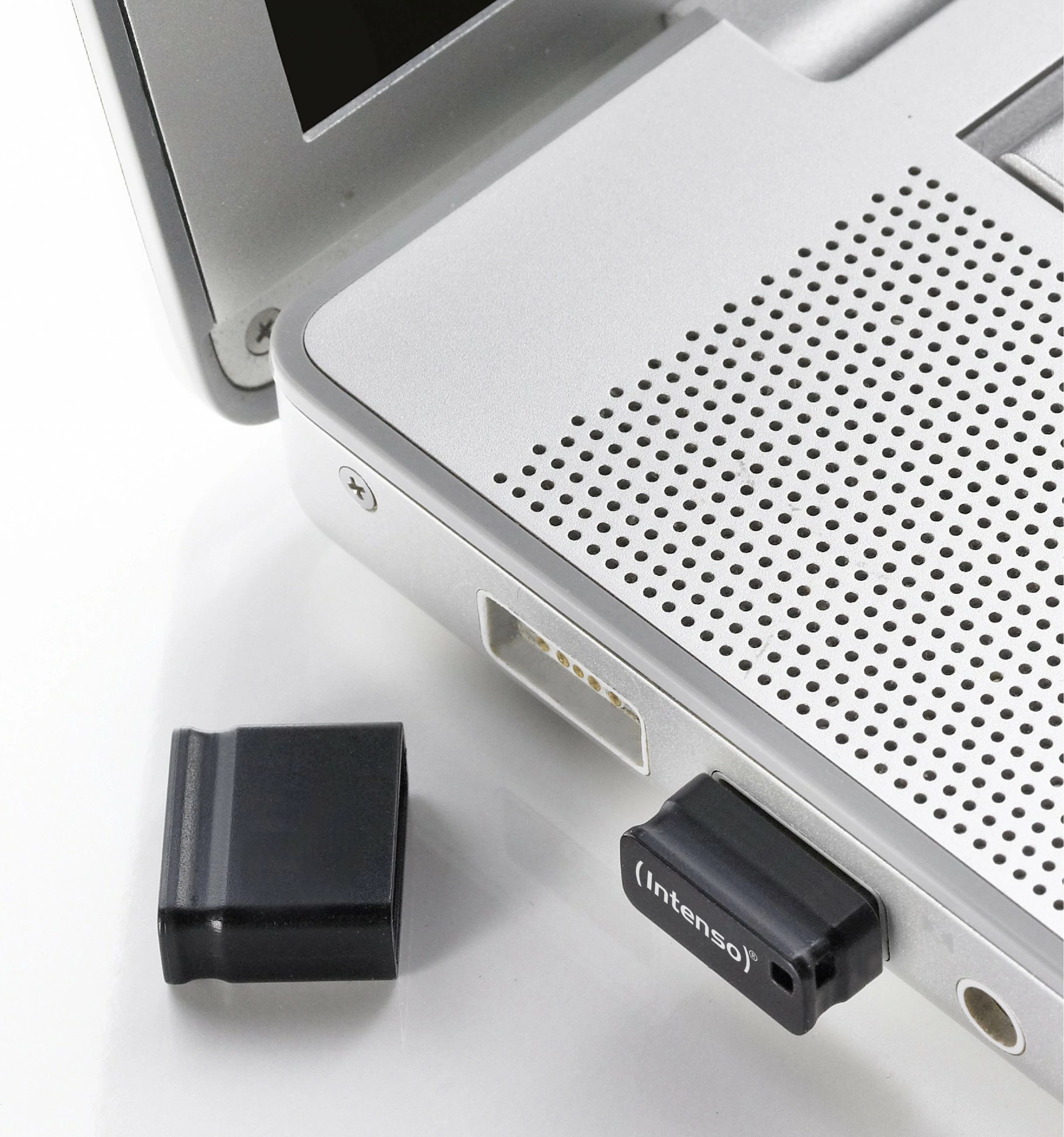 USB flash Intenso Slim Line 128GB, USB 3.2, e zezë