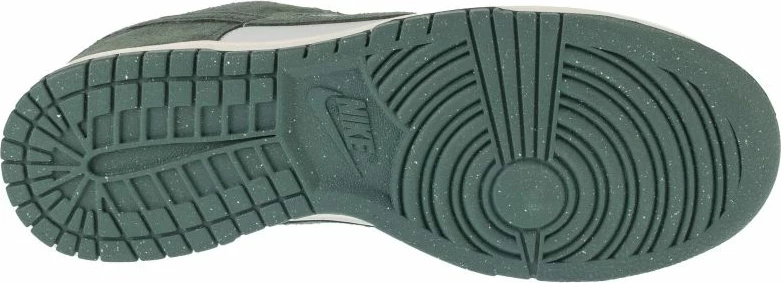 Atlete Nike për femra, të gjelbra