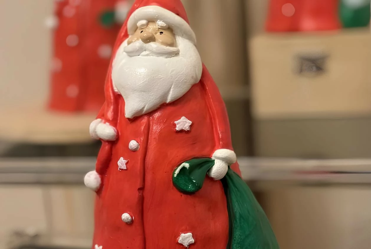Objekt dekorativ Santa Claus, ngjyrë e kuqe, CY0650