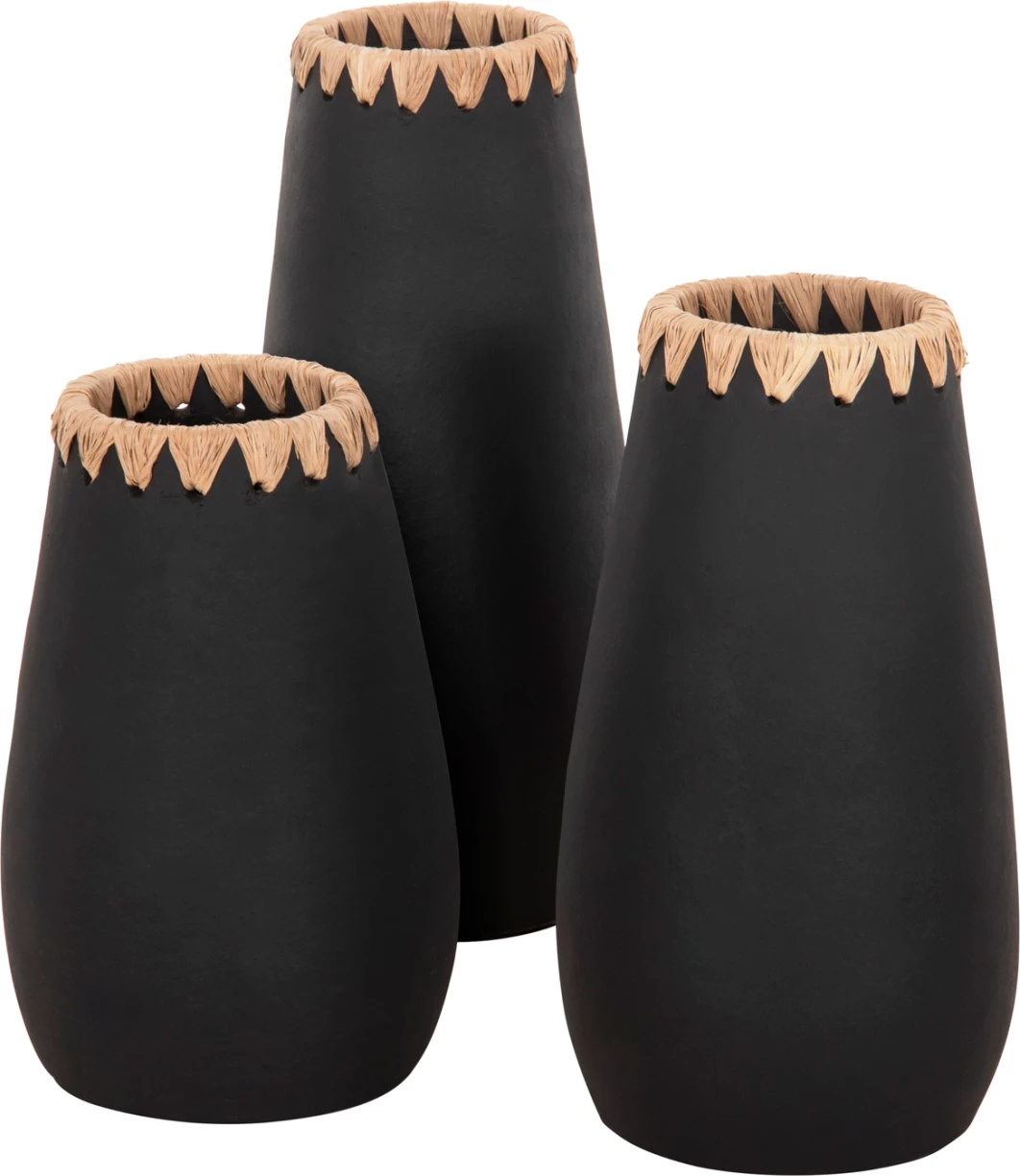 Set 3 copë vazo dekorative FH4372 terrakota, ngjyrë e zezë, me thurje kashte në buzë