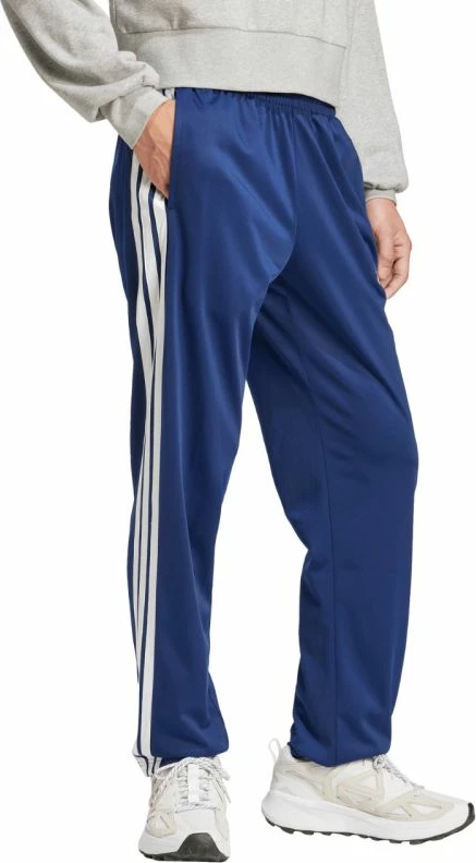 Pantallona sportive për meshkuj adidas 3-Stripes Tricot JI8803, të kaltërta