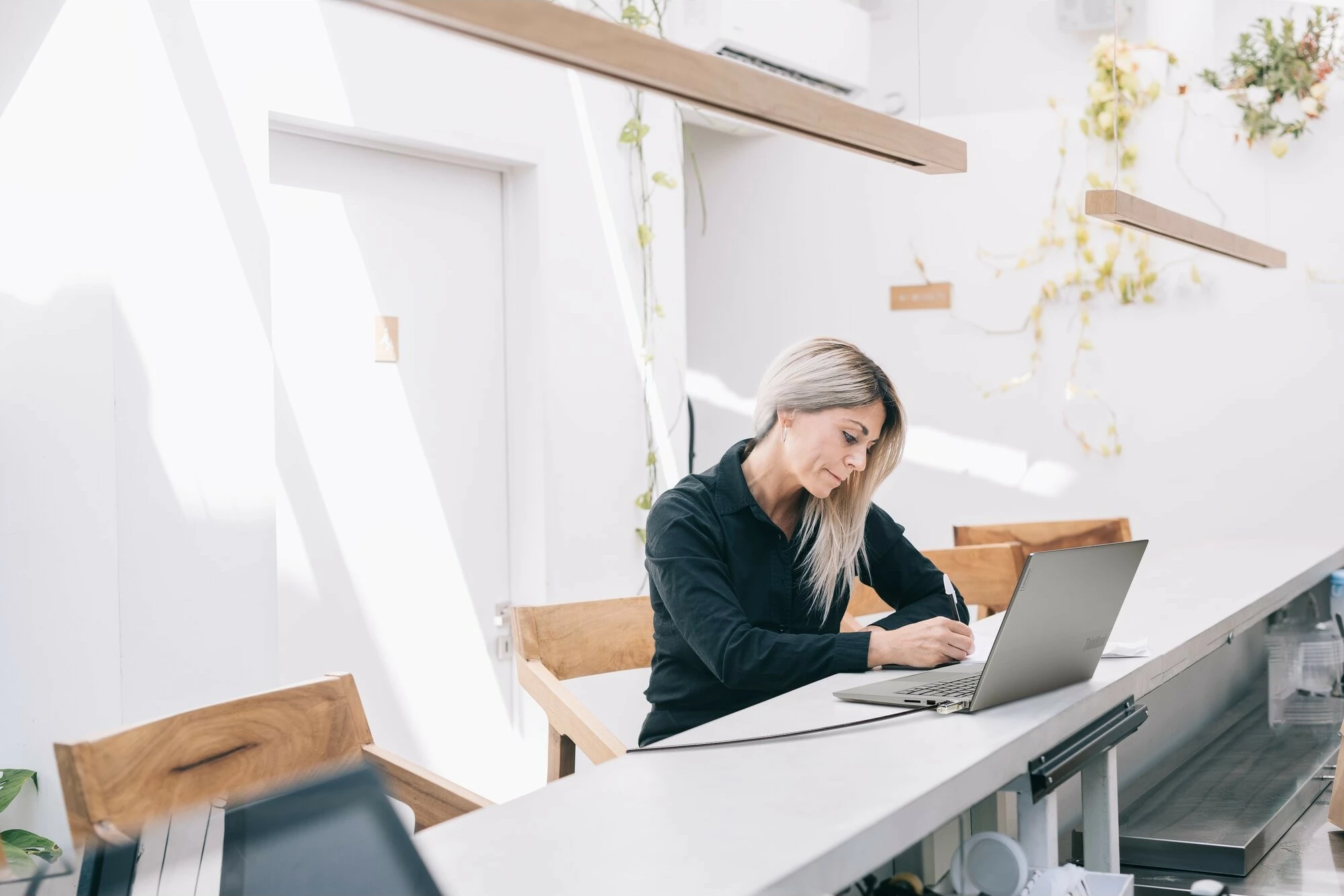 Kabllo sigurie Kensington Slim NanoSaver me kod, 1.8m, e zezë