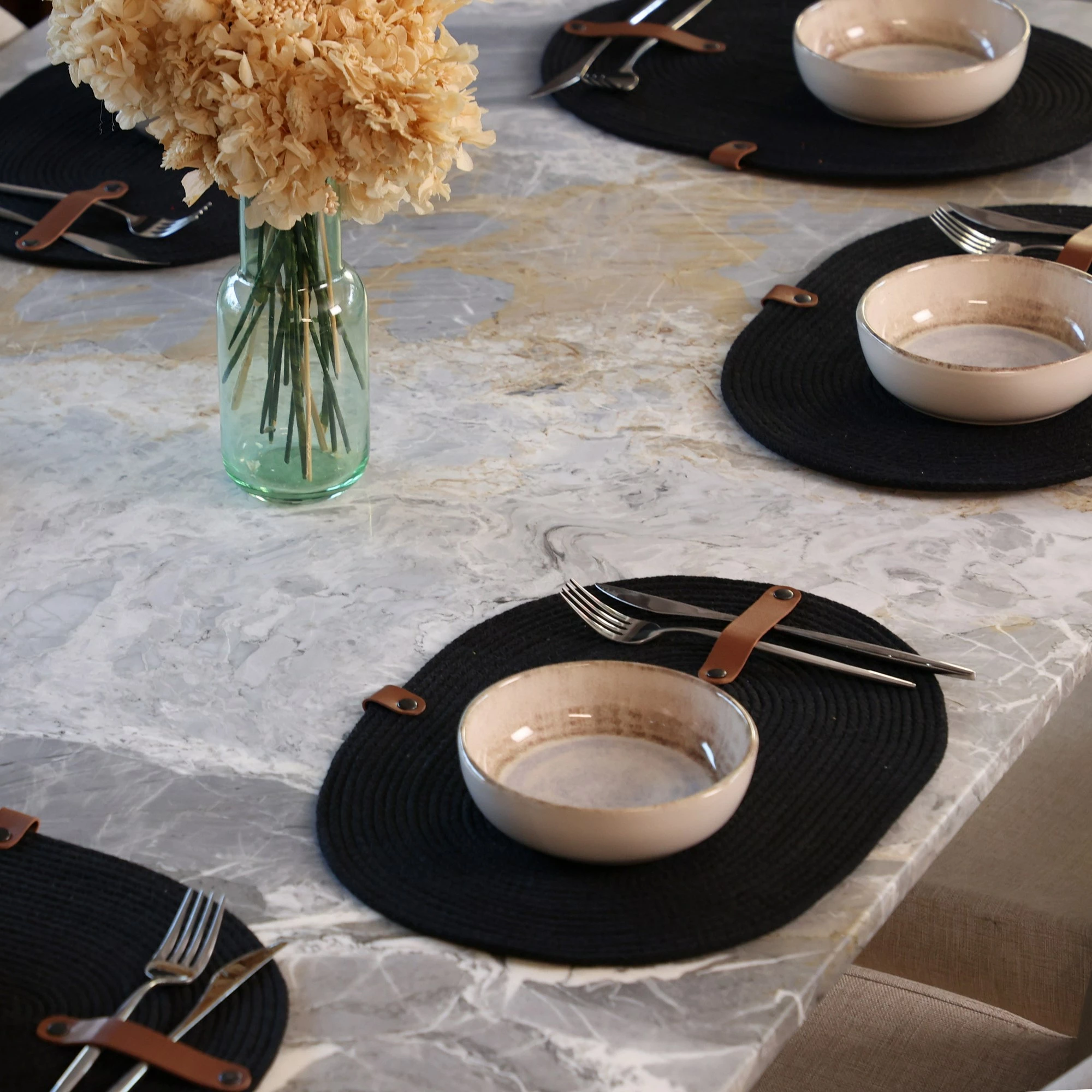 Set nënshimesh tavoline (6 copë), Aberto Design, JUT08001108D, ngjyrë e zezë