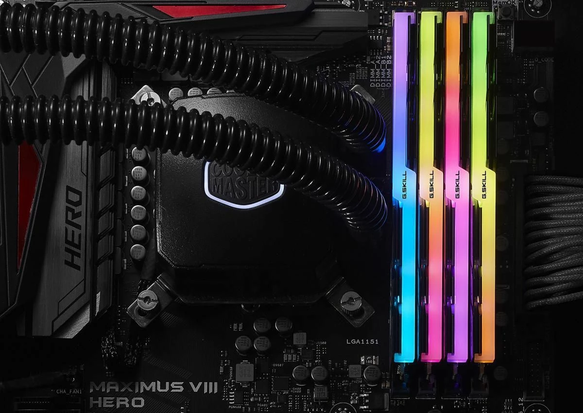 RAM Memorje G.Skill Trident Z RGB F4-3200C16D-32GTZRX 32GB DDR4 3200MHz CL16, e zezë, set 2x16GB