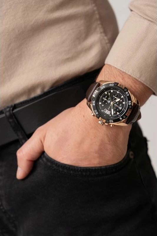 Orë dore për meshkuj Paul Lorens, e zezë