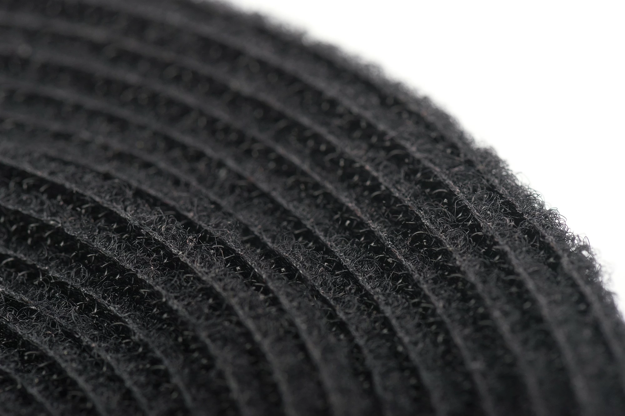 Sistem për menaxhim kabllosh Digitus Klett plizkopf 5.0m, vetëngjitës, zi