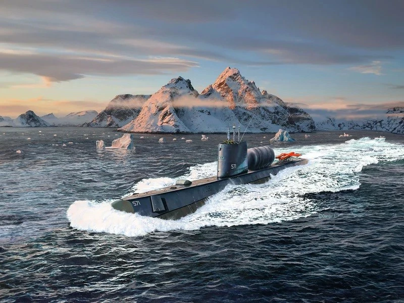 Model plastik Revell U.S.S. Nautilus 1/305, 30 cm, për djem