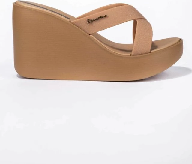 Papuqe për femra Ipanema, bezhë