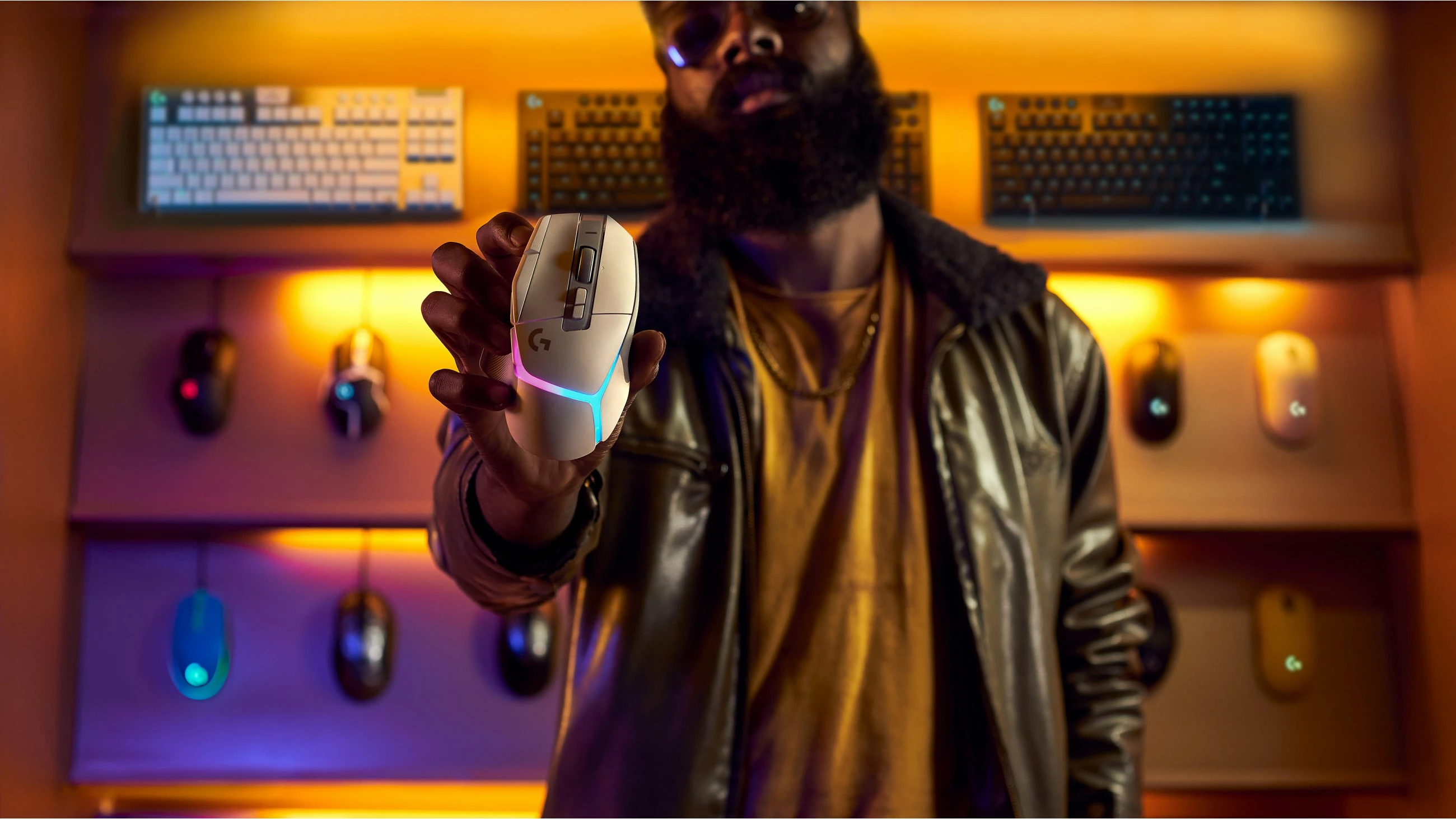 Maus gaming Logitech G502 X PLUS, wireless, RGB, 25600 DPI, i bardhë