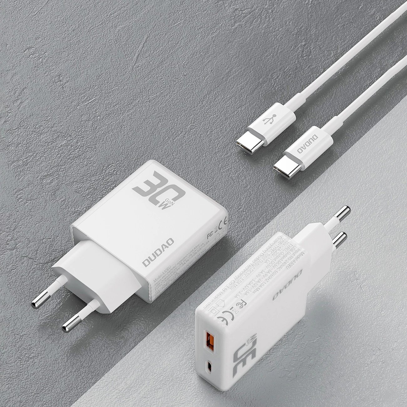 Karikues muri Dudao A30EUT GaN 30W me 2 porta USB-A/USB-C dhe kabllo USB-C në USB-C, Bardhë