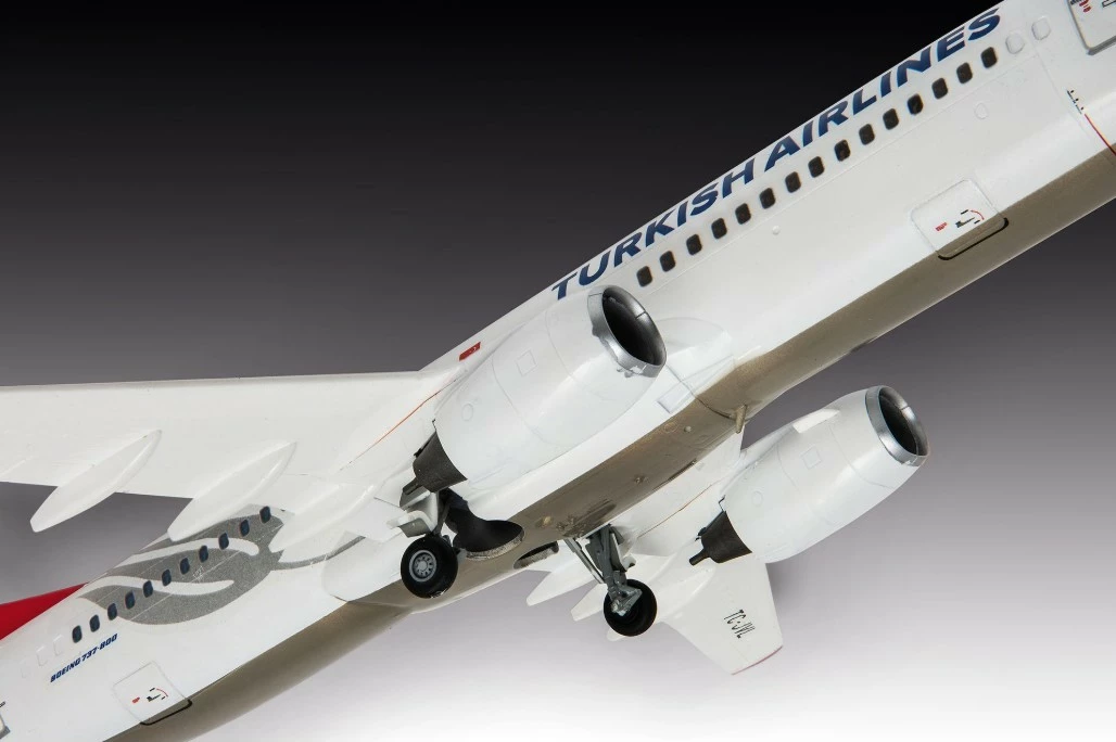 Komplet model plastik Revell Boeing 737-800 Turkish Airlines, 1:144, 63 pjesë, Bardhë/Kuqe