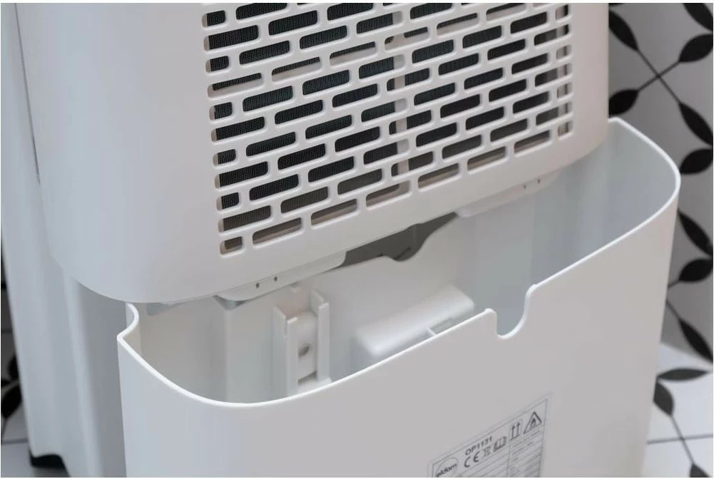 Tharëse ajri Eldom Luxi WiFi OP1131, 25m², bardhë