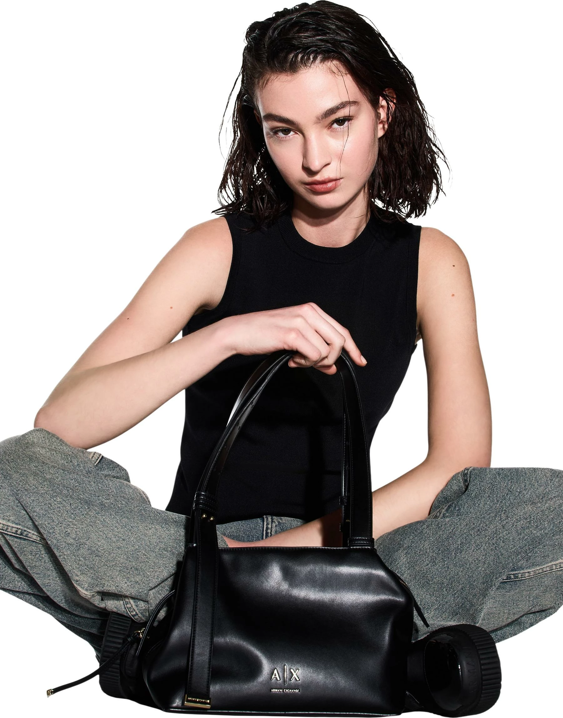 Çantë shpatulle për femra Armani Exchange XW002604 AF19902, e zezë