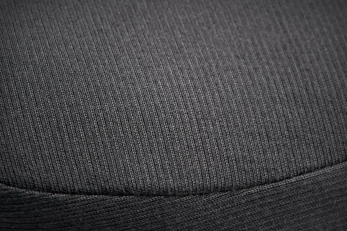 Jastëk ulëse memory foam Kensington, i zi, 442mm