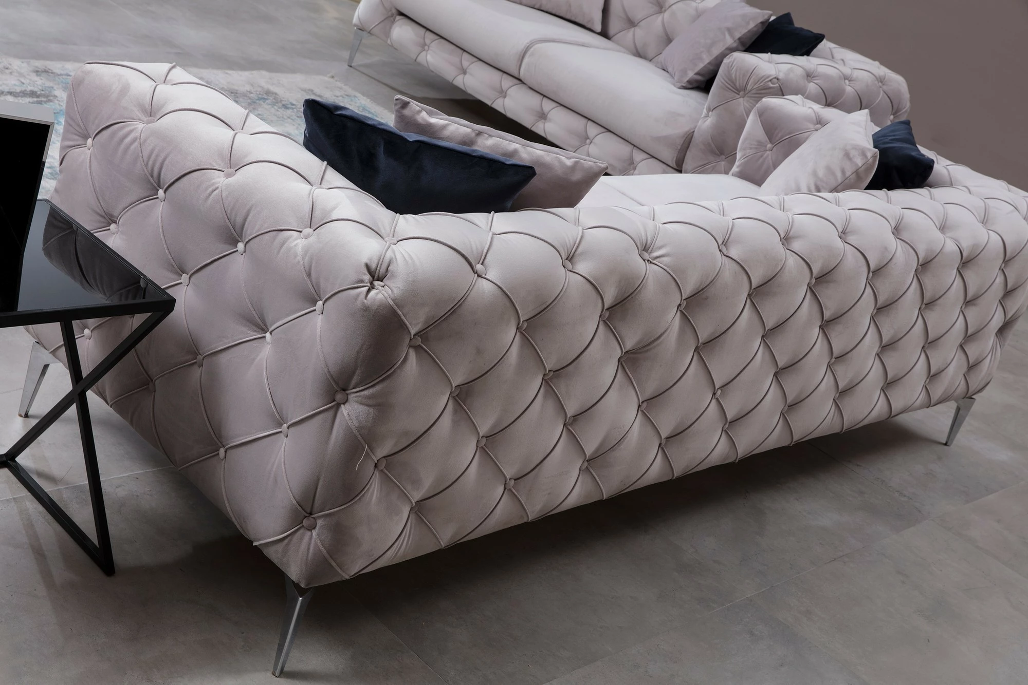 Divan dy ulëshe Atelier del Sofa, Como, ngjyrë gri e çelët