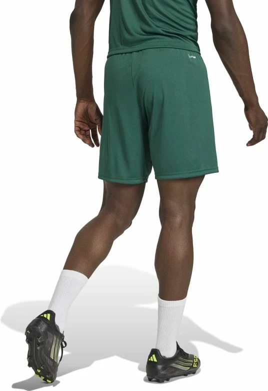 Shorce adidas për meshkuj, Entrada 26