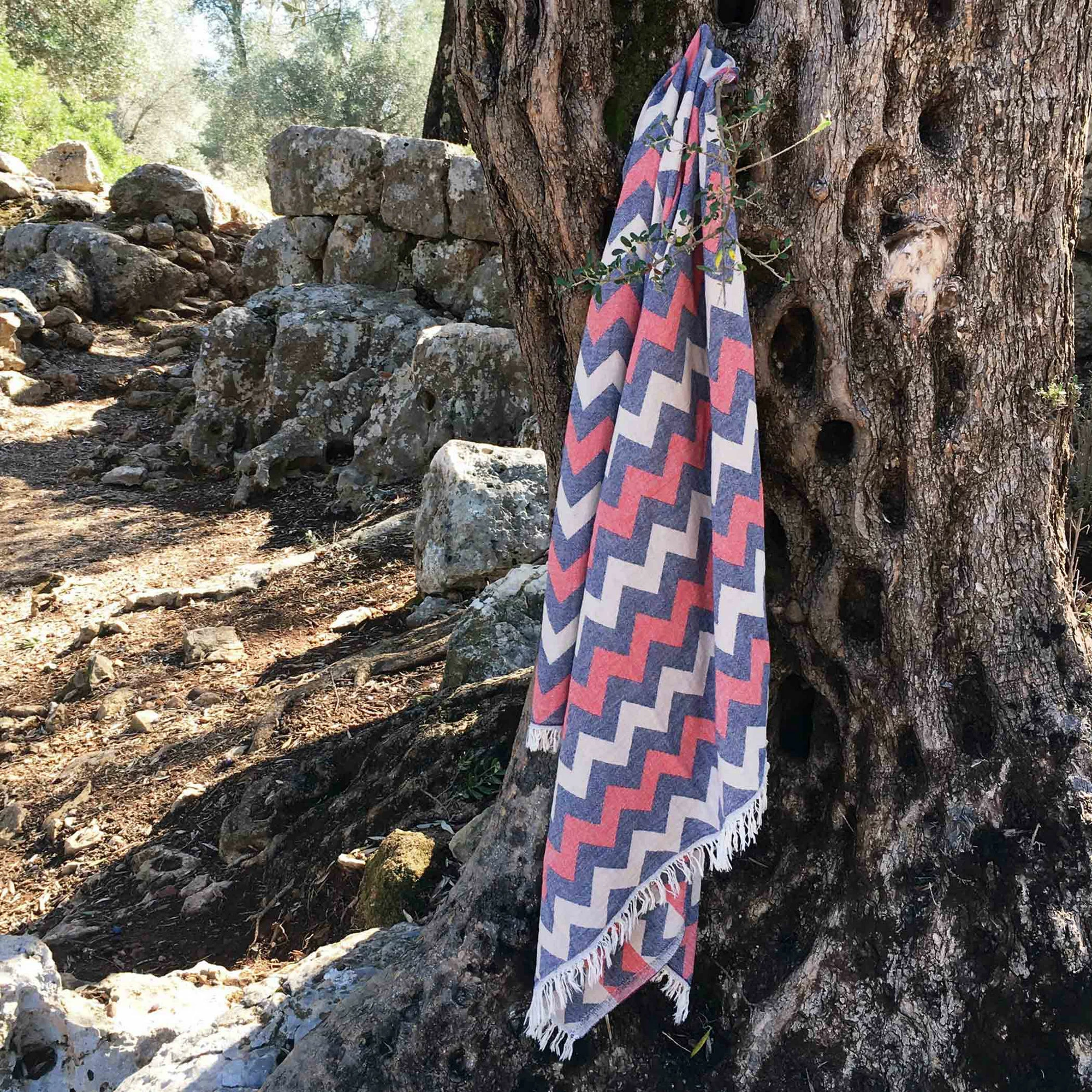 Peshqir plazhi Fouta Mijölnir, Rapsodi, ngjyrë e kuqe