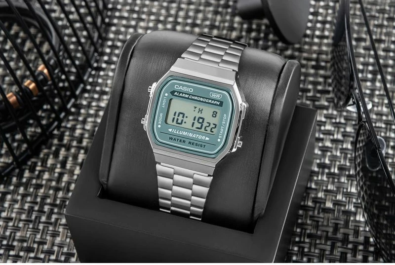 Orë dore për meshkuj CASIO Vintage A168WA-3AYES, argjend