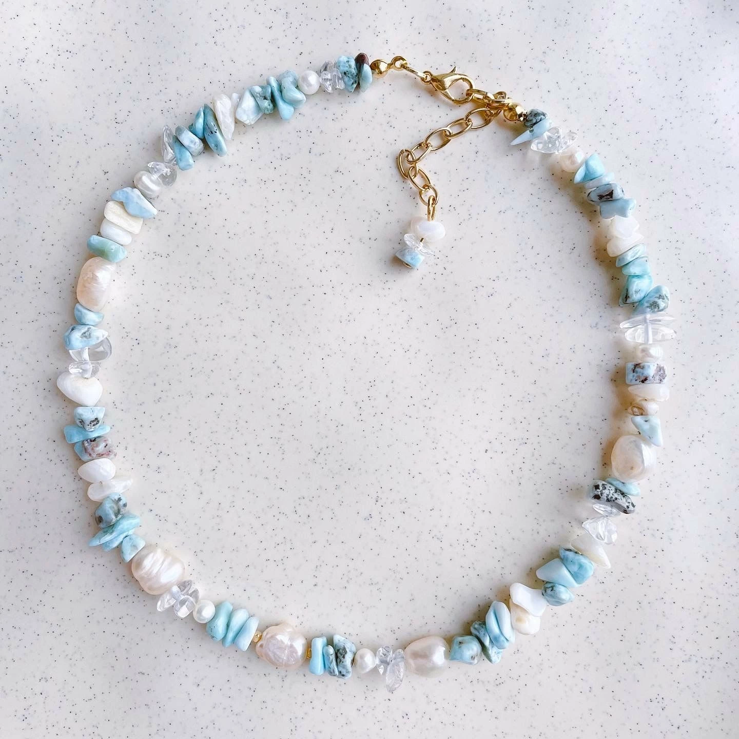 Varëse Jumeon, larimar, shumëngjyrëshe