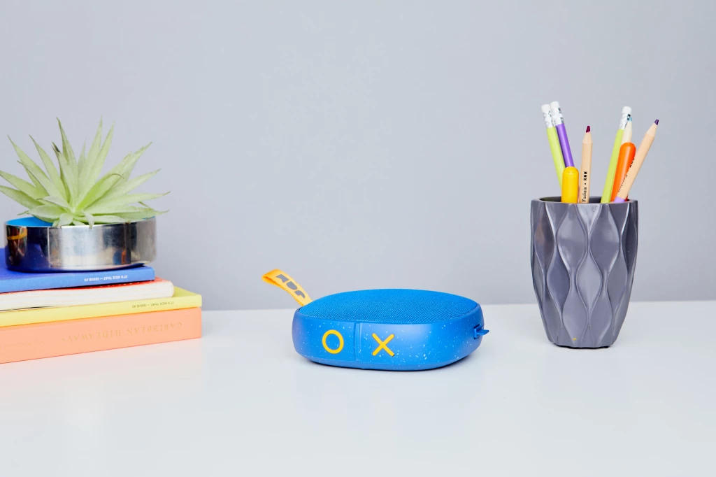 Altoparlant Jam Audio Hang Tight Bluetooth, rreze 30 m, hands-free, kabllo karikimi e integruar, blu