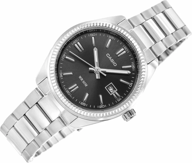 Orë dore për femra CASIO, e zezë