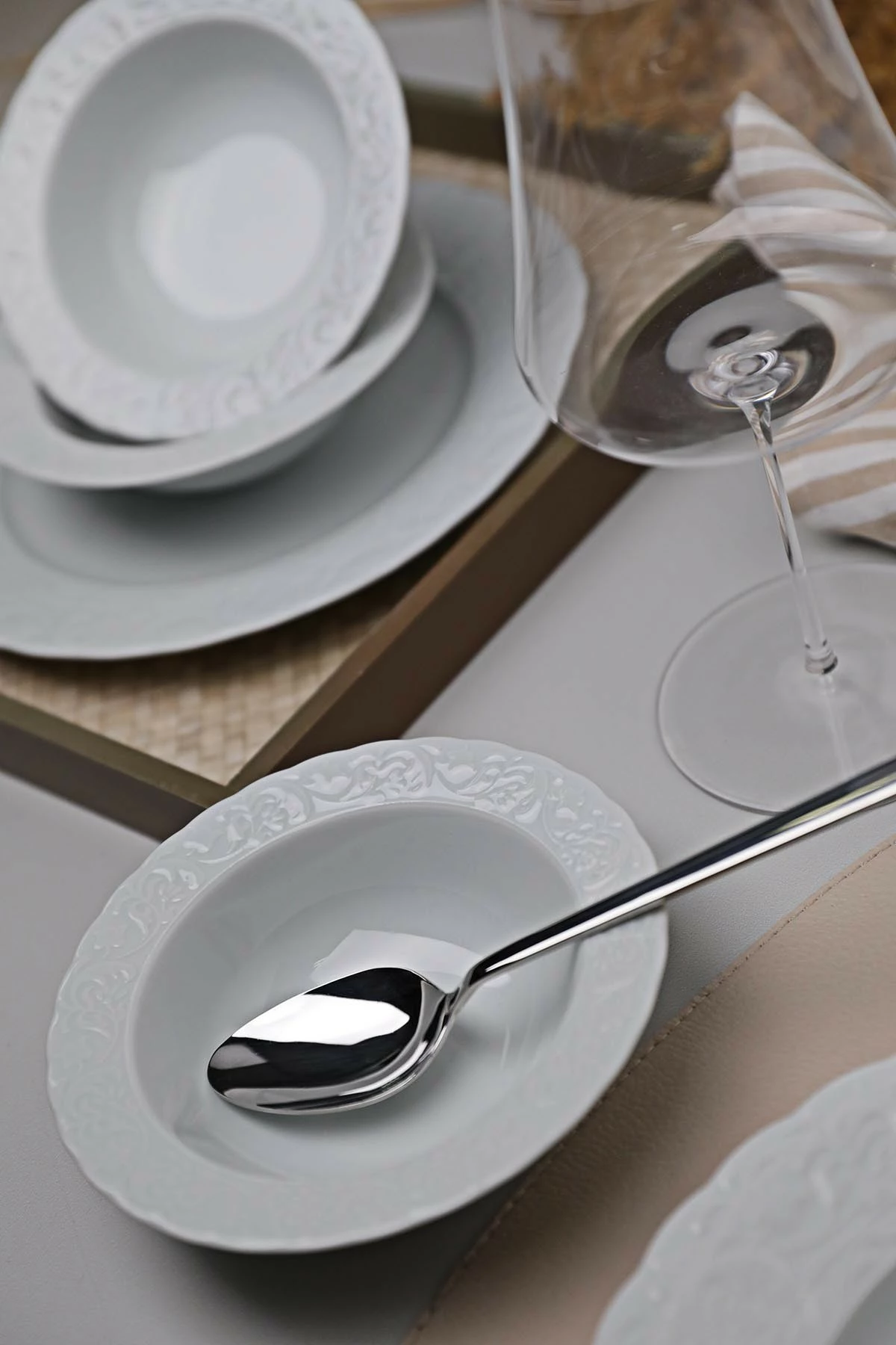 Set enësh për drekë (18 copë), Hermia, BSK18Y400