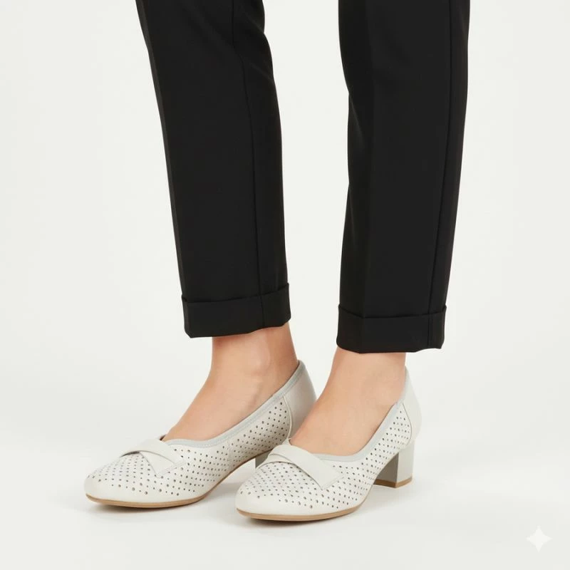 Këpucë me take për femra Jezzi 233-12, bezhë