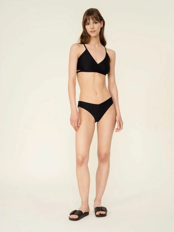 Bikine për femra Outhorn, të zeza