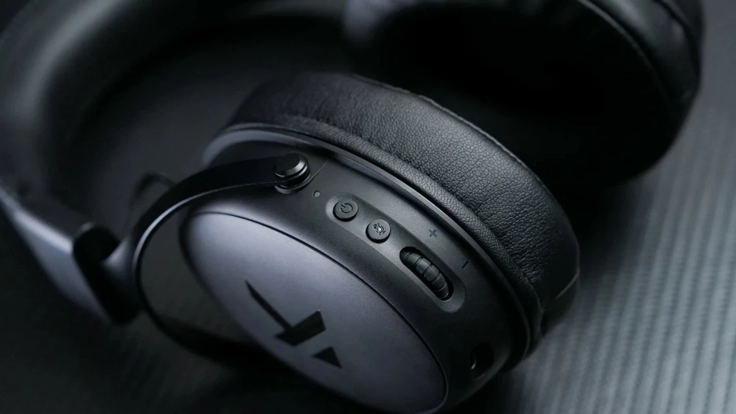 Kufje Mchose HW-V9, 7.1 surround, pa kabllo/USB, mikrofon i shkëputshëm, të zeza