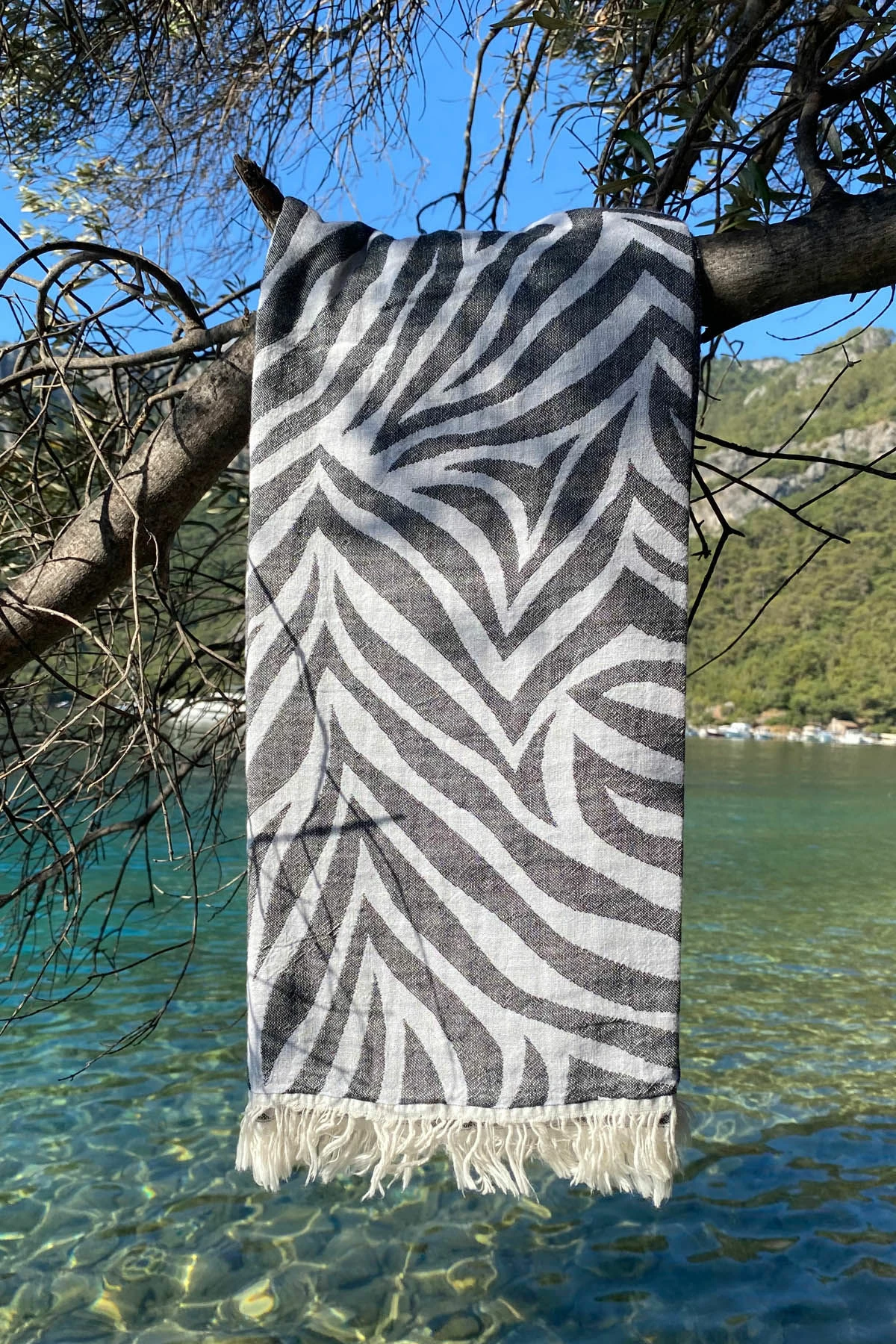 Peshqir plazhi Fouta Mijölnir, Carnival, i bardhë, 90x170cm