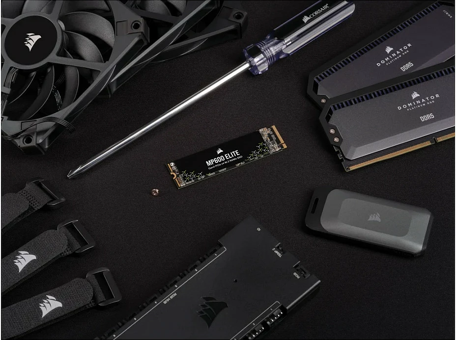 SSD Corsair MP600 ELITE, 1TB, M.2 NVMe PCIe 4.0, 2280, e zezë