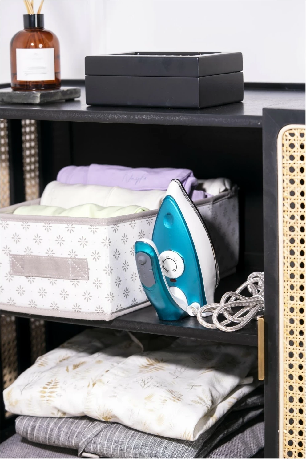 Hekur udhëtimi Adler AD 5035, 1700W, blu
