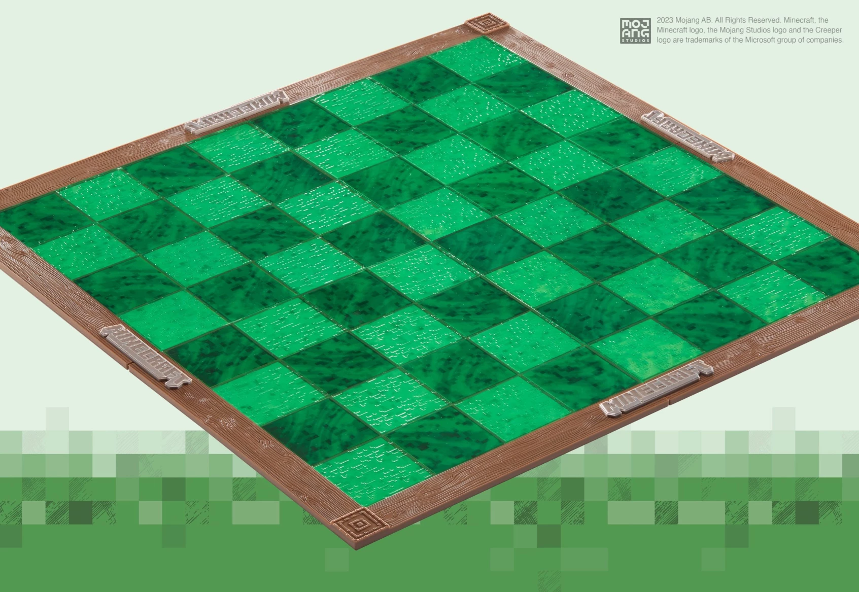 Set shahu NOBLE COLLECTION Minecraft Overworld Heroes vs. Hostile Mobs, tavolinë 45.7 cm