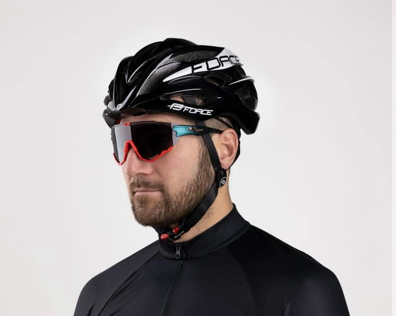 Helmete Saurus Zeze M-l