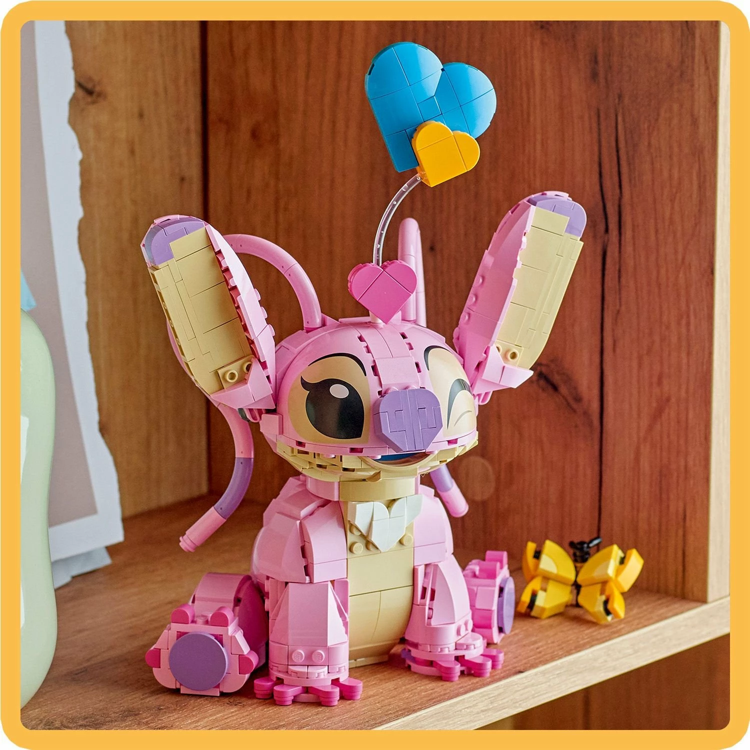 Set ndërtimi LEGO Disney Andzia Angel 43257, 784 copë, 9+, rozë